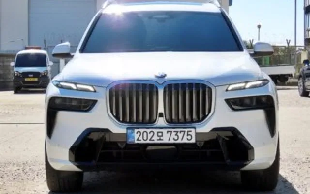 X7 (G07) xDrive 40d M 스포츠 BMW 2025/04 20,425km