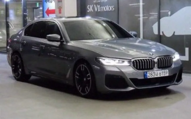 5시리즈 (G30) 520i M 스포츠 BMW 2022/09 35,463km