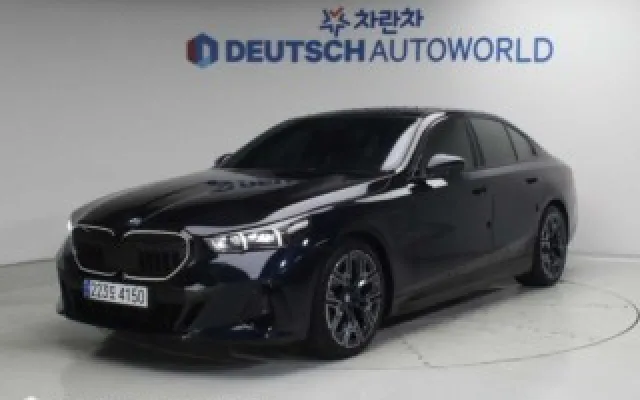 5시리즈 (G60) 530e xDrive BMW 2025/10 19,150km